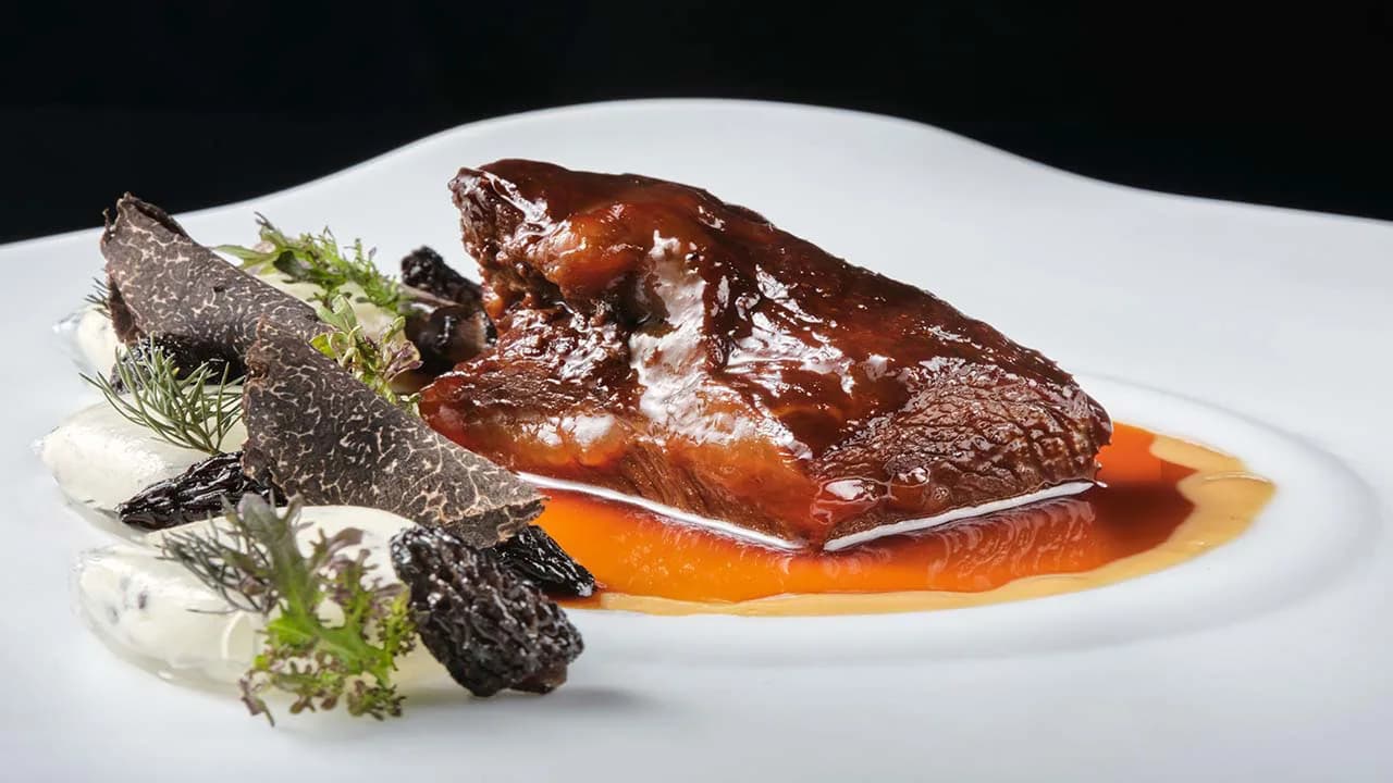 é by José Andrés — Restaurant in Las Vegas