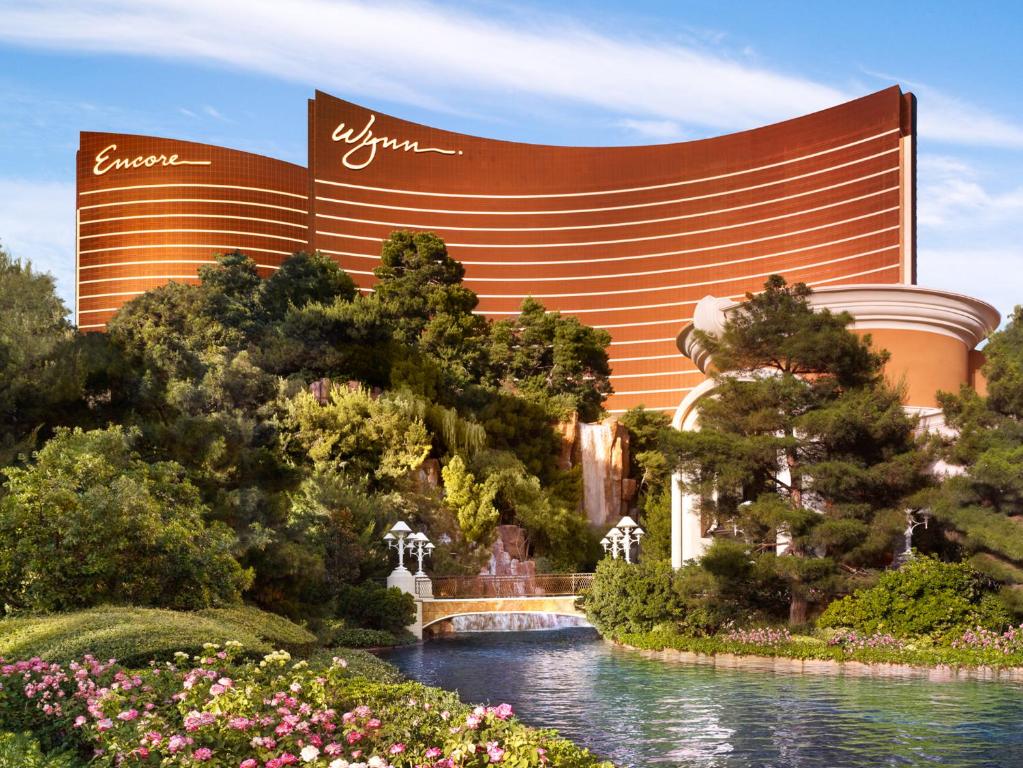 Wynn Restaurants: A Foodies Guide to Dining in Vegas